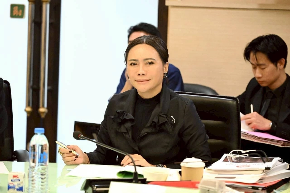 ปลัดเกษตรฯ ไฟเขียวเปิดตลาดนำเข้านมผง ปี 2569 กว่า 9 หมื่นตัน