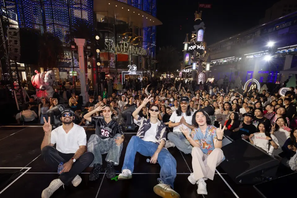 เคานต์ดาวน์ใจกลางกรุงเทพฯ คึกคักล้นสยามพารากอน ปรากฏการณ์ส่งท้ายปีสู่ศักราชใหม่ยิ่งใหญ่ทั่วทุกพื้นที่