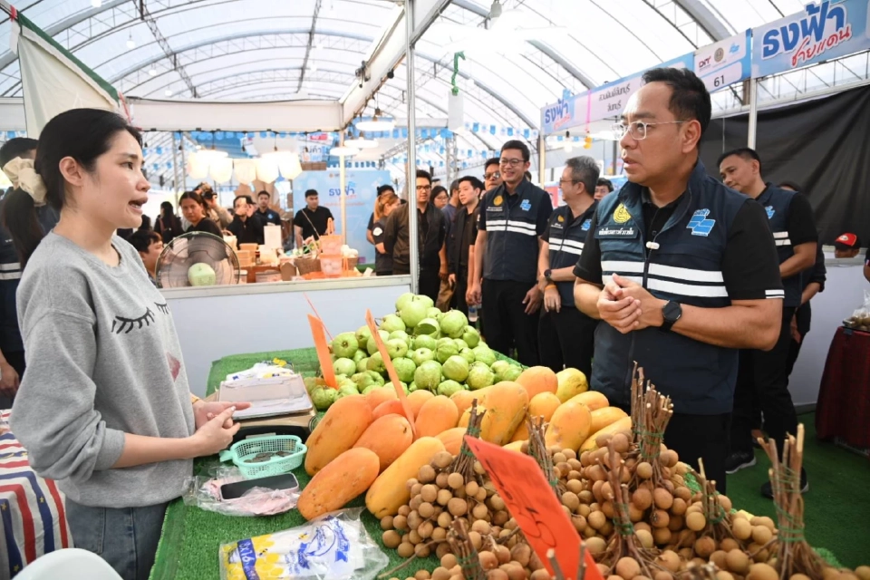 พาณิชย์ ลุยธงฟ้าชายแดน ลดสูงสุด 60% ดัน SMEs 7 จังหวัดฟื้นยอดขาย