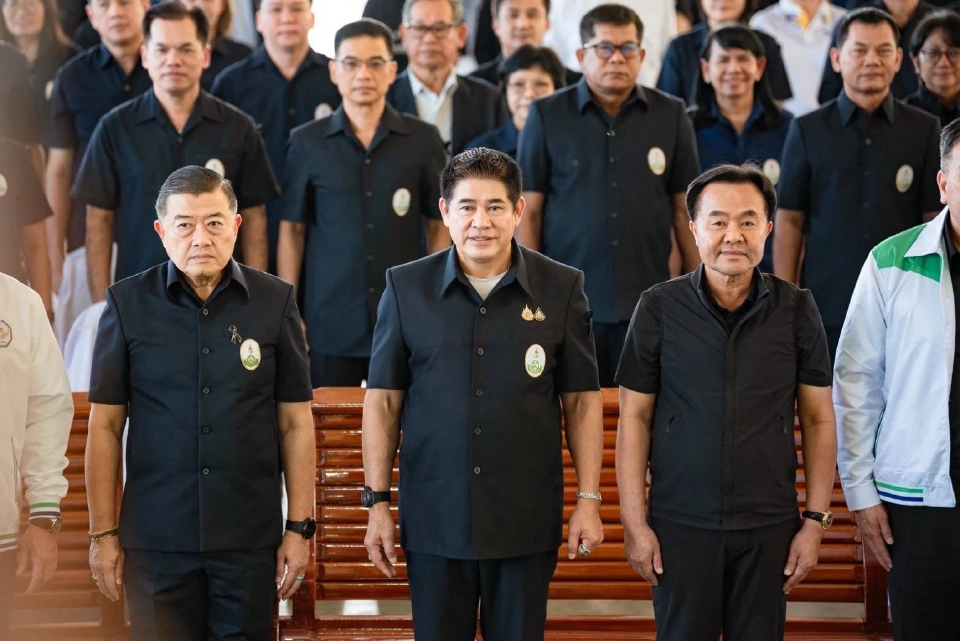 'ธรรมนัส-ยศสิงห์' ลุยนครปฐม ผนึกเกษตรฯ-อุตฯ ช่วยชาวนา ห้ามข้าราชการเกียร์ว่างช่วงเลือกตั้ง