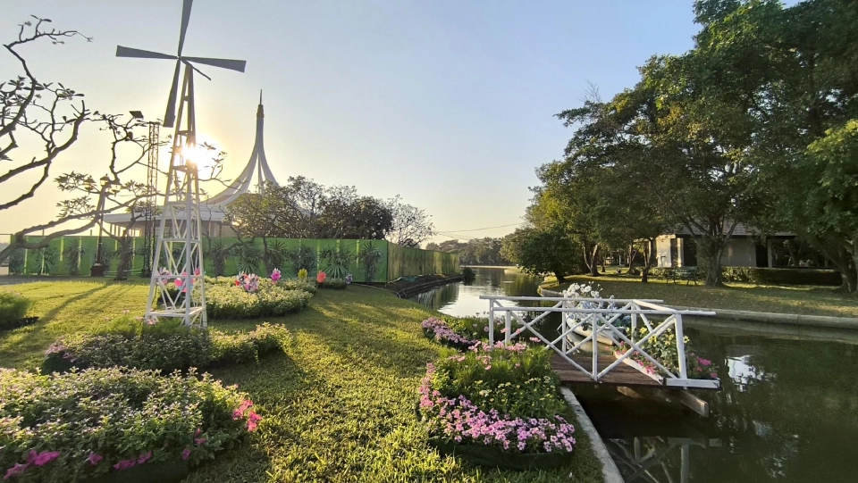 สวนหลวง ร.9 ชวนเที่ยวงานพรรณไม้งามอร่ามสวนหลวง ร.9 เริ่มแล้ววันนี้ 1-1 ธันวาคม 2568