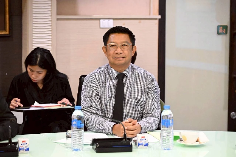 ปลัดเกษตรฯ ไฟเขียวเปิดตลาดนำเข้านมผง ปี 2569 กว่า 9 หมื่นตัน