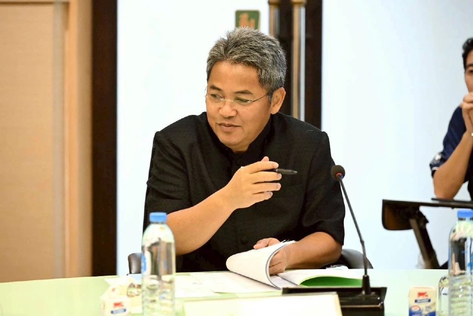 ปลัดเกษตรฯ ไฟเขียวเปิดตลาดนำเข้านมผง ปี 2569 กว่า 9 หมื่นตัน