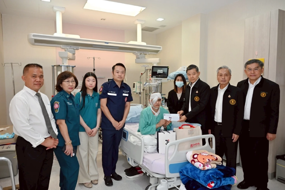 "ป่อเต็กตึ๊ง"มอบเงินปลอบขวัญ 35 ทหารบาดเจ็บเหตุปะทะไทย–กัมพูชา