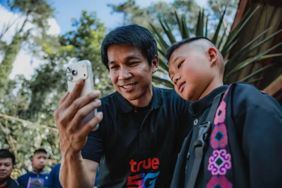 "ทรู" เชื่อมสัญญาณบ้านเลาสูนอก ยกระดับกาแฟอาข่าสู่ตลาดออนไลน์