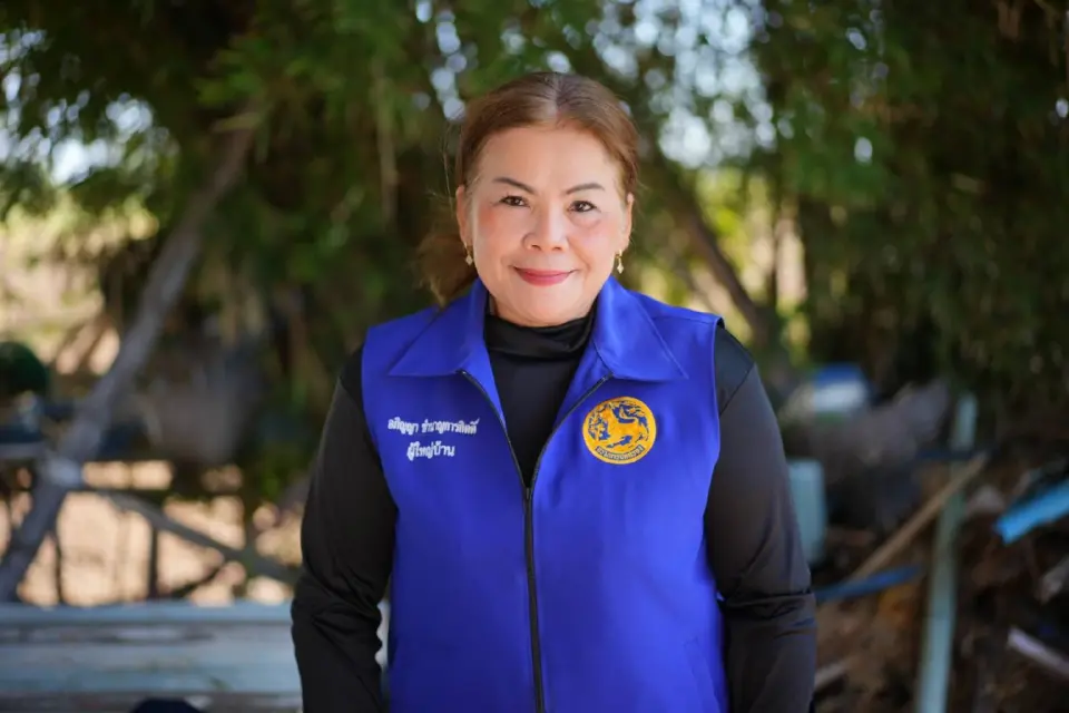 นางสาวอภิญญา ชำนาญการกิตติ์ ผู้ใหญ่บ้านบ้านท่าศาลา หมู่ 6 ตำบลละหาน อำเภอจัตุรัส