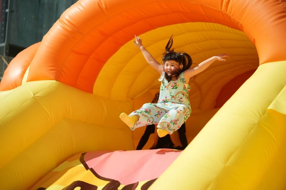 ประมวลภาพ 'งานวันเด็กไอคอนสยาม' อาณาจักรเป็ดเหลืองริมเจ้าพระยา