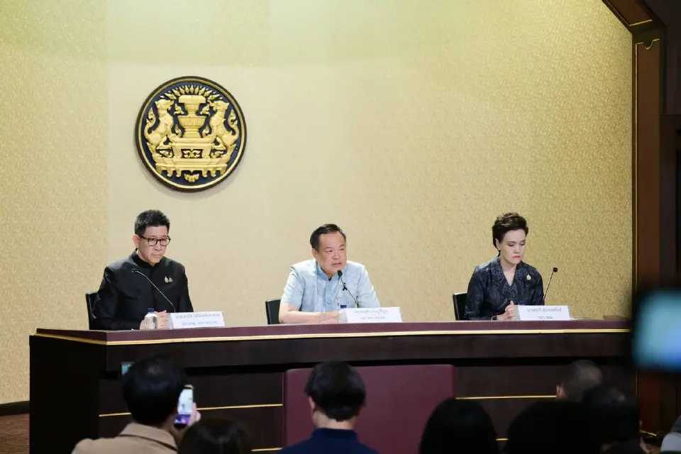 ‘อนุทิน’ ควงเอกนิติ-ศุภจี แถลงผลเวที WEF 2026 มั่นใจไทยพลิกวิกฤตเป็นโอกาส