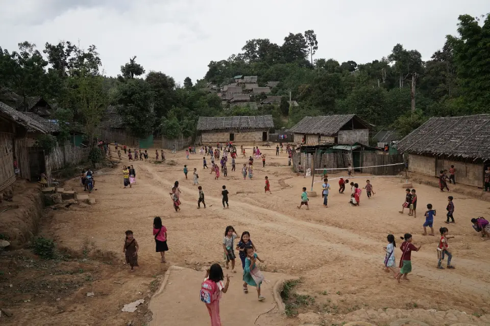 'เซฟ เดอะ ชิลเดรน' เตือนการศึกษาชายแดนไทย–เมียนมา เด็กหลุดระบบพุ่ง กระทบทุนมนุษย์ระยะยาว