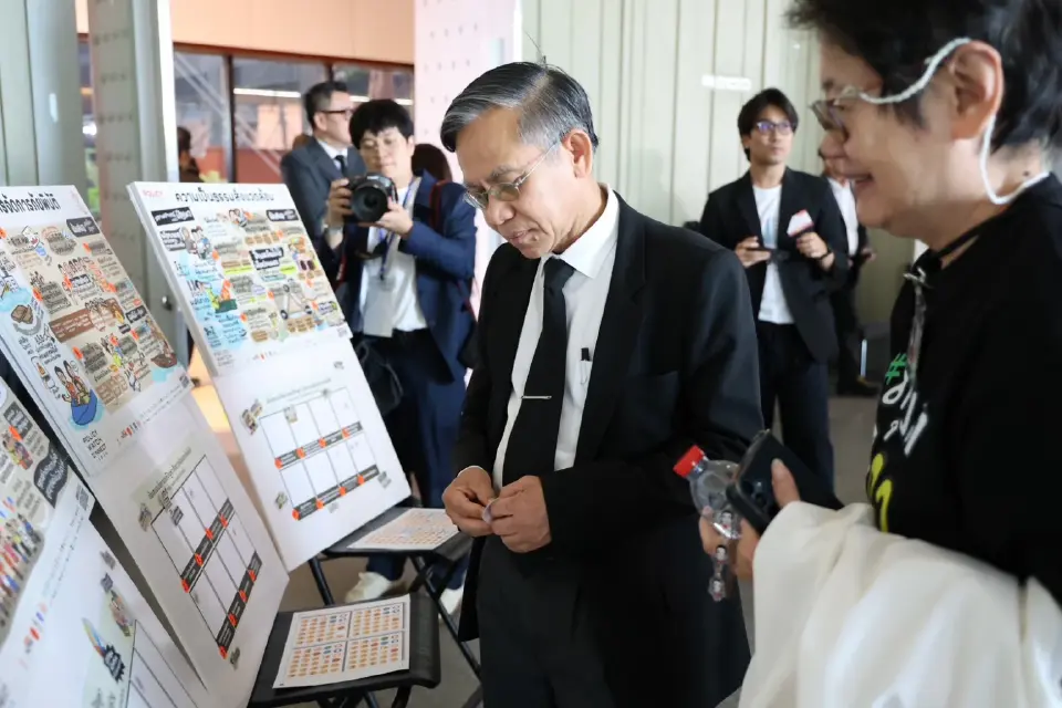 5 พรรคหนุนใช้งบหมื่นล้านเดินหน้า “หนึ่งหมู่บ้าน หนึ่งนักบริบาล” ดูแลผู้สูงวัย