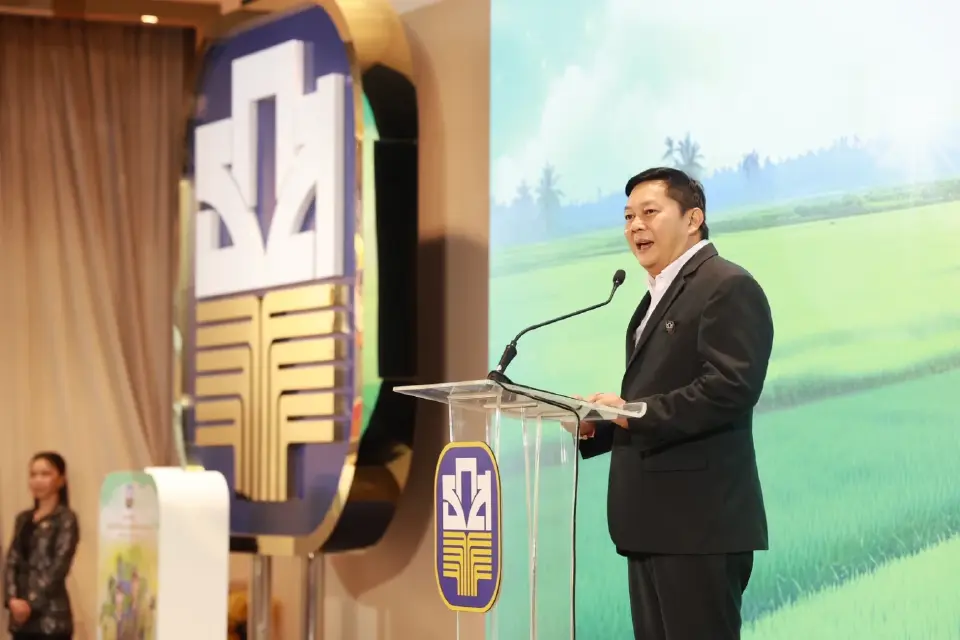 นายไพศาล หงษ์ทอง รองผู้จัดการธนาคารเพื่อการเกษตรและสหกรณ์การเกษตร (ธ.ก.ส.)