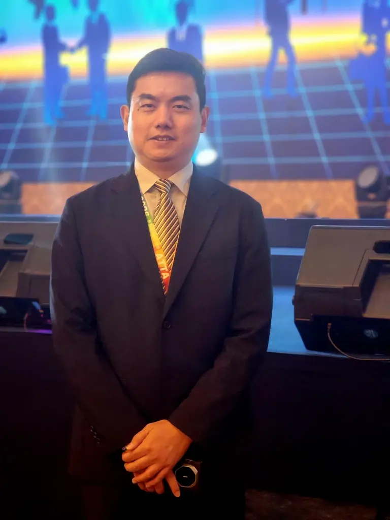 เดวิด ไต้ 