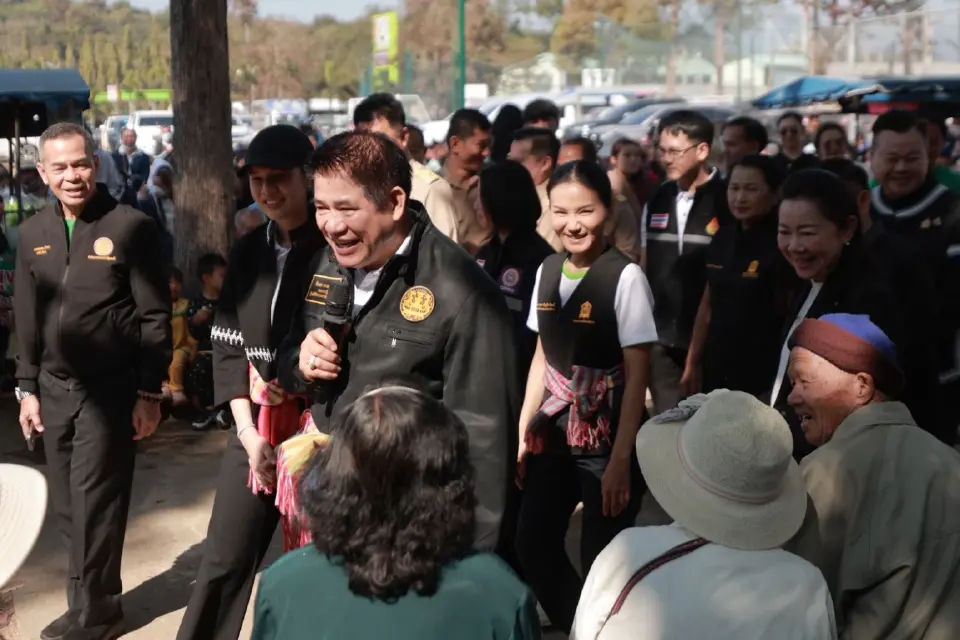 “ธรรมนัส-นฤมล”ลุยเชียงราย ฟังเสียงครู นักเรียน รื้อเกณฑ์ ผอ.โรงเรียน