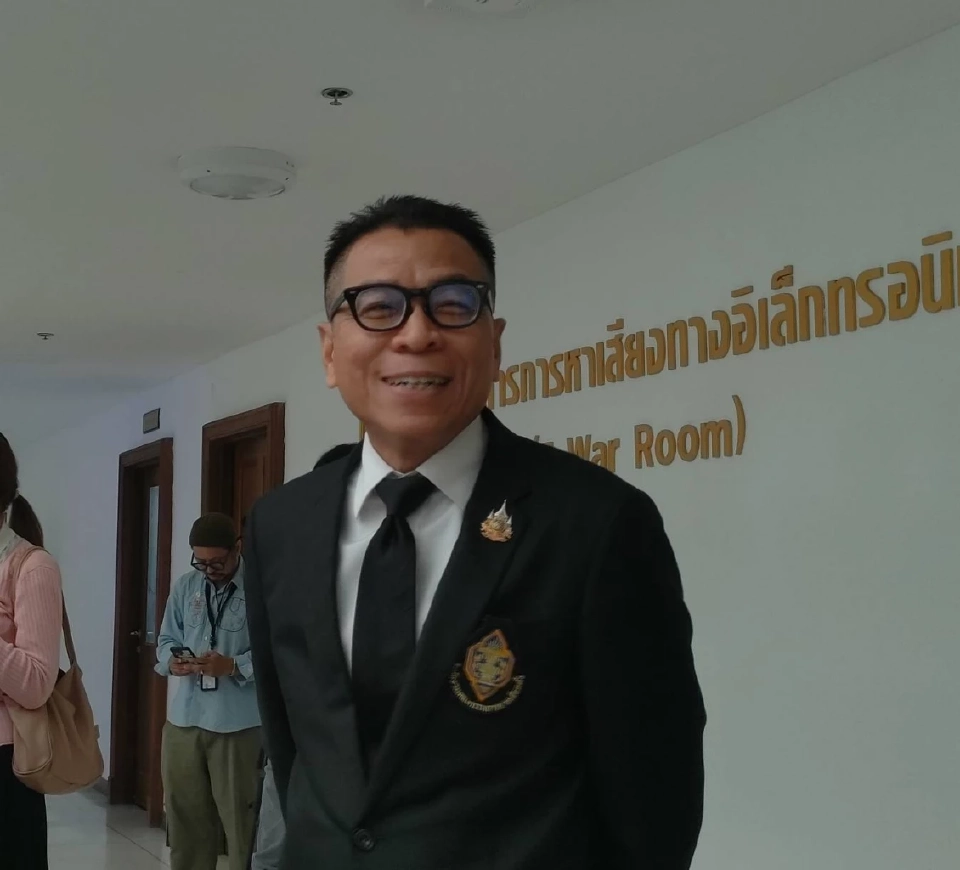 นายแสวง บุญมี เลขาธิการ กกต.