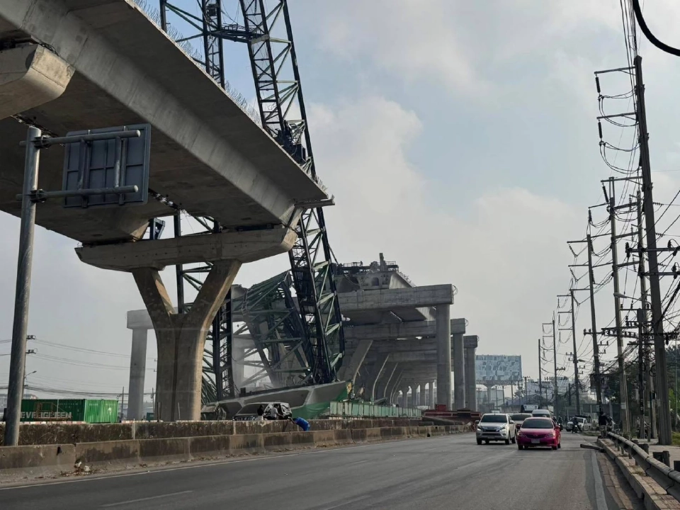 'พิพัฒน์' สั่งสรุปเหตุเครนถล่มใน 7 วัน ก่อนล้ม 2 สัญญาก่อสร้าง 'อิตาเลียนไทย'