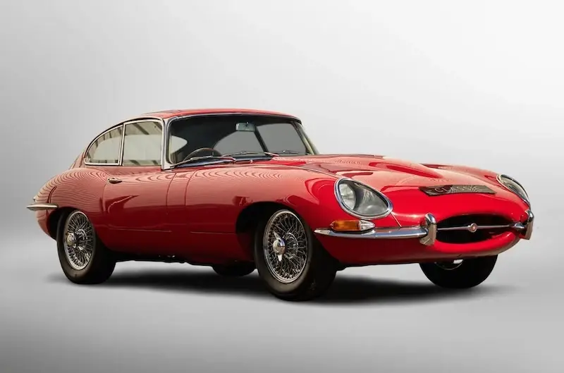 Jaguar E-Type รุ่นปี 1964