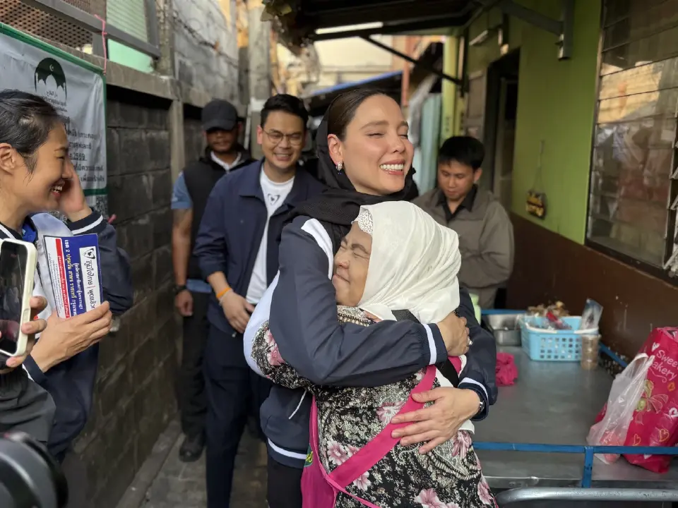 'ซาบีดา' ร่วมดรีมทีมภูมิใจไทยลุยหาเสียงมุสลิม กทม. ขอโอกาสทำฮัจญ์ถูกลง คุณภาพไม่ลด