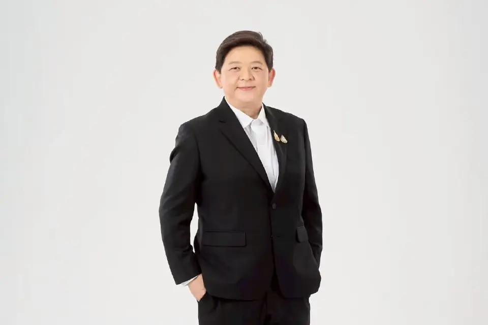 ดร.นันทวัน วงศ์ขจรกิตติ ผู้จัดการกองทุนเงินให้กู้ยืมเพื่อการศึกษา (กยศ.) 