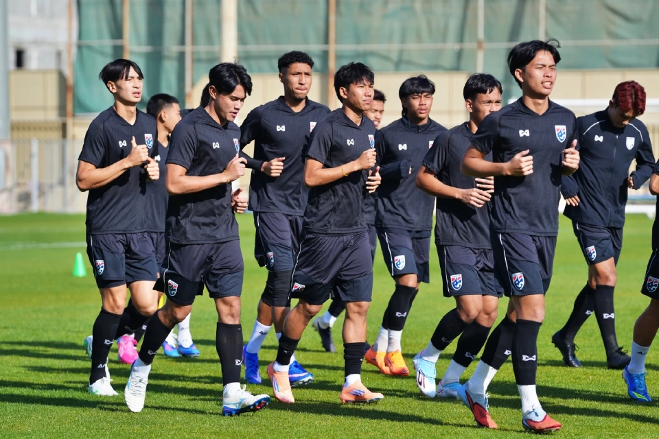 ทีมชาติไทย U23 ลงสนามฝึกซ้อมก่อนดวล ออสเตรเลีย U23