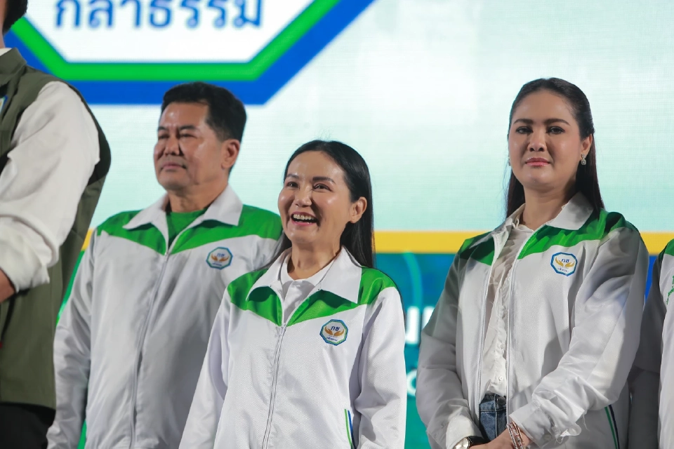 “ธรรมนัส”หาเสียงช่วย 2 ผู้สมัคร สส.สงขลา ตระกูล "ขาวทอง" ชูคนรุ่นใหม่