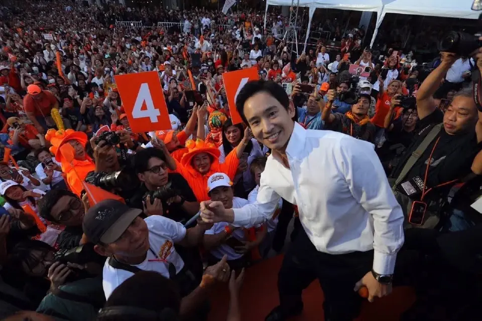 “พิธา”คืนเวทีหาเสียง ปลุก 3 กลุ่ม เลือก ปชน. ดัน“ณัฐพงษ์’นั่งนายกฯ 8 ปี