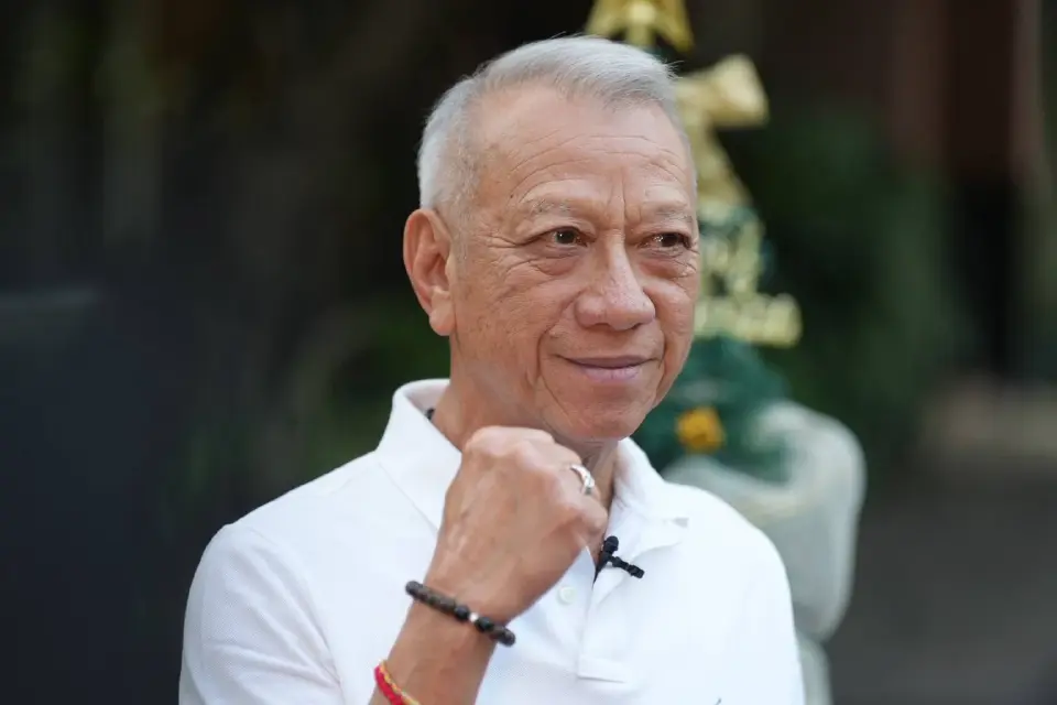 นายพิพัฒน์ รัชกิจประการ รองนายกรัฐมนตรีและ รมว.คมนาคม