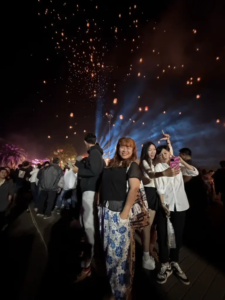 อลังการ 'เคาท์ดาวน์พะเยา' เนรมิตกว๊านพะเยา พลุ โดรน ทุ่งดอกไม้แสงสีตระการตา