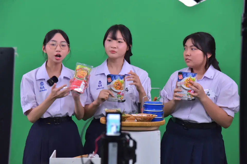 DPU โชว์ศักยภาพเด็กไทยแข่ง 4 ภาษา ชิงถ้วยพระราชทานระดับประเทศ