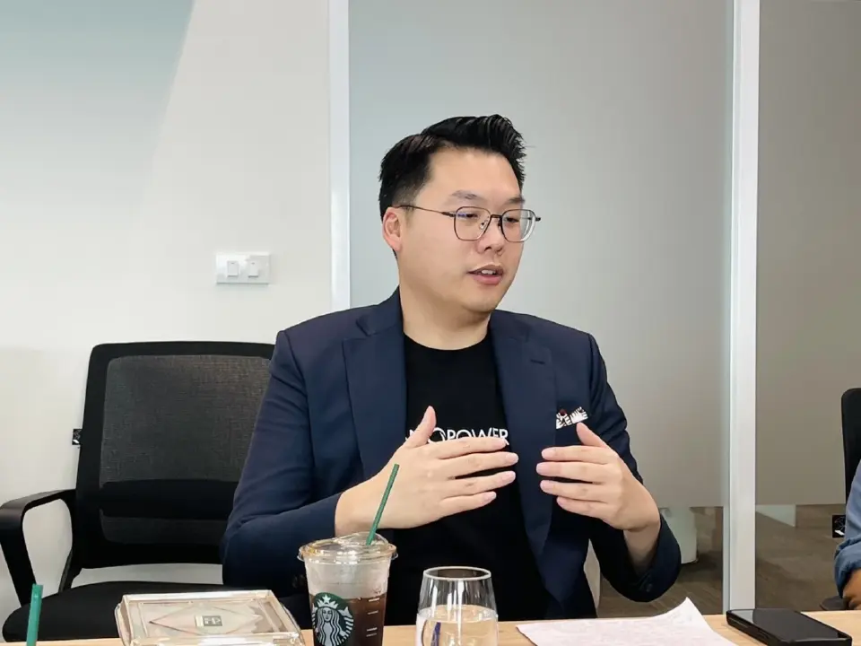 นายอธิป ตันติวรวงศ์ ประธานเจ้าหน้าที่บริหาร บริษัท อินโนพาวเวอร์ จำกัด