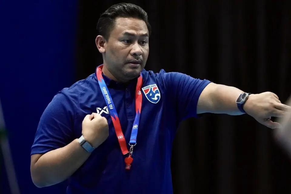รักษ์พล สายเนตรงาม หัวหน้าผู้ฝึกสอน ฟุตซอลชายทีมชาติไทย 