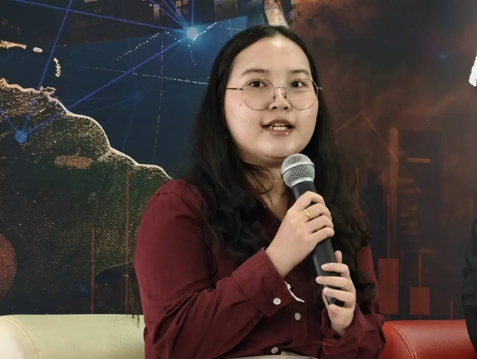 นางสาวอพิชญา วิทยากุล นายกองค์การนักศึกษามหาวิทยาลัยธรรมศาสตร์ (อมธ.)