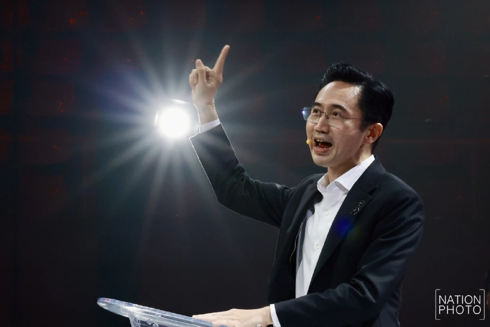 ‘นิด้าโพล’ ชี้คนเชียงใหม่เลือกเท้งนั่งนายกฯ ยศชนัน-อนุทินอันดับ2-3