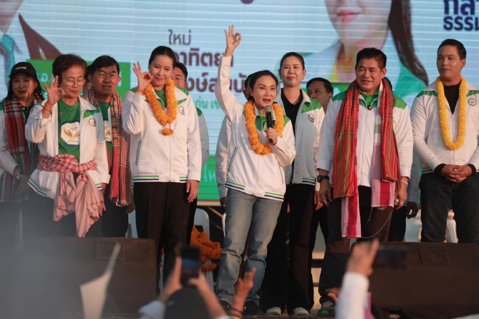 “ธรรมนัส”ลุยหาเสียงขอนแก่น คนแห่ฟังนับหมื่น ประกาศไม่ขายฝัน แต่ทำจริง