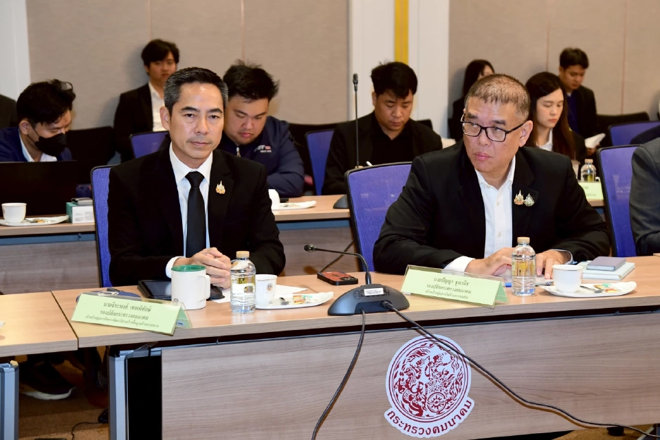 ‘พิพัฒน์’ สแกน 14 สัญญา ‘อิตาเลียนไทย’ สั่งเบรกก่อสร้าง 15 วัน