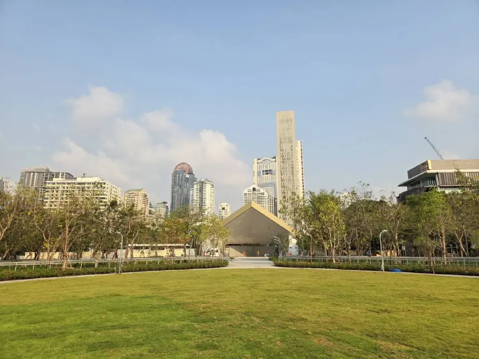 กทม. เตรียมอวดโฉมใหม่ "สวนฯ 80 พรรษา สาทร" เปิดให้บริการ ก.พ. นี้