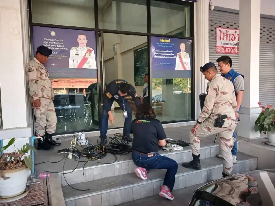 AIS 3BB FIBRE3 ผนึก ตำรวจไซเบอร์ต่อเนื่อง ตรวจค้น 3 อาคารพาณิชย์แม่สอด