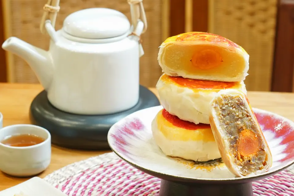 ตรุษจีนนี้ต้องลอง! “ขนมเปี๊ยะป้าตือ x ICONCRAFT” เอ็กซ์คลูซีฟที่ไอคอนสยาม