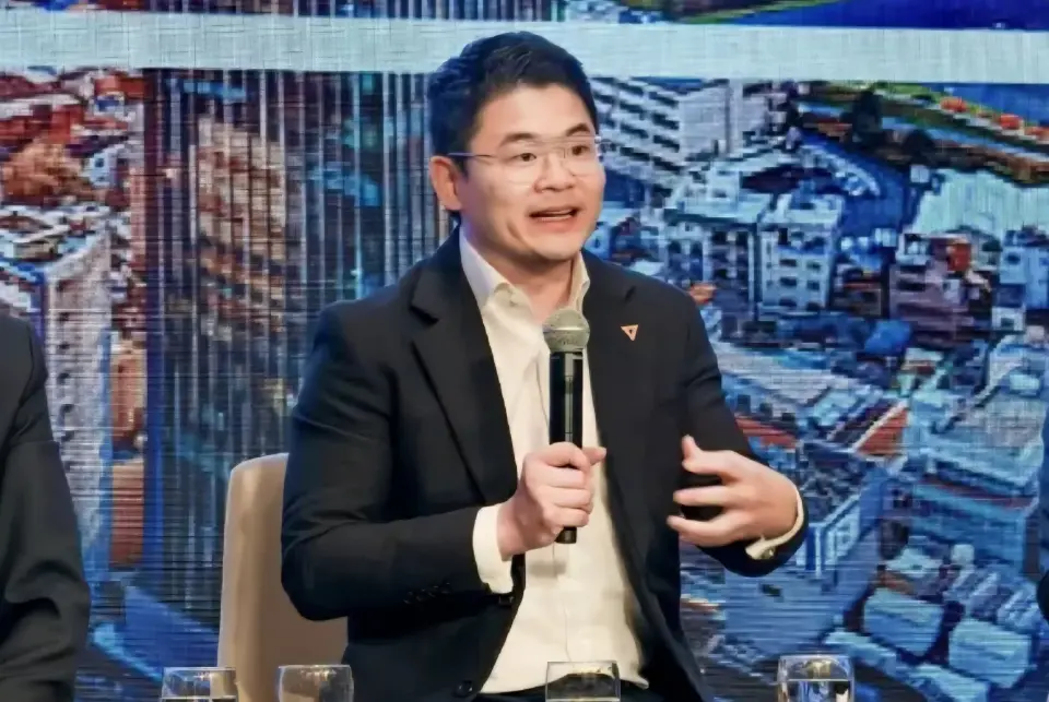 ดร.สิทธิพล วิบูลย์ธนากุล 