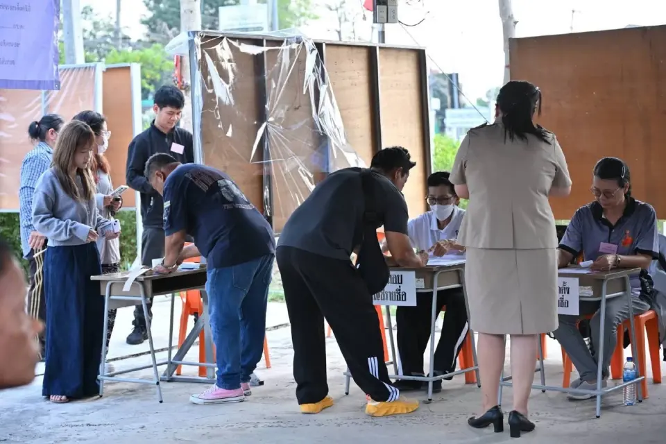 เลือกตั้ง 2569 นครปฐมคึกคัก ประชาชนแห่ใช้สิทธิ ผู้ว่าฯ ร่วมลงคะแนน