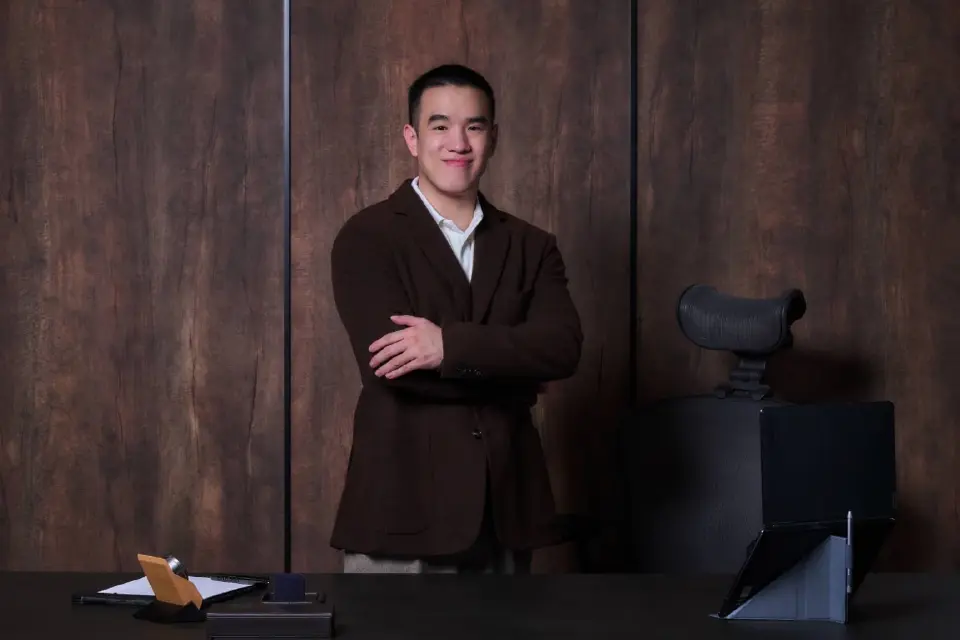 ปรมินทร์ เปรื่องเมธางกูร 