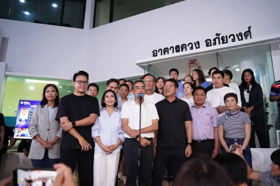 "อภิสิทธิ์" ลั่น! ประชาธิปัตย์ พร้อมเป็นฝ่ายค้าน คาดกวาด สส. 20 ที่นั่ง ชูธงทำหน้าที่สุจริต