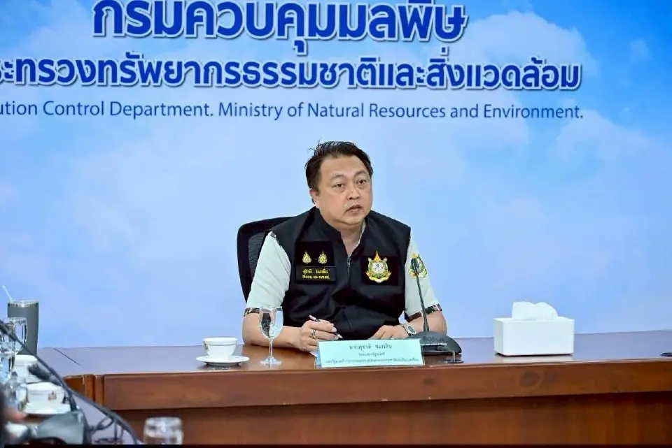 สุชาติ ชมกลิ่น 