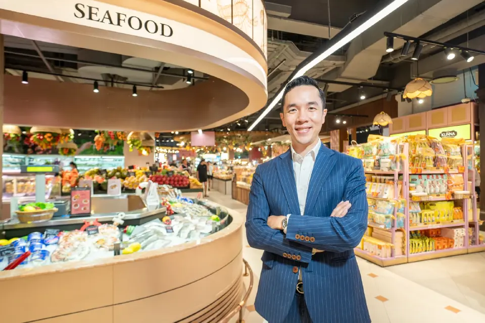 นายชยะพงส์ นะวิโรจน์ 