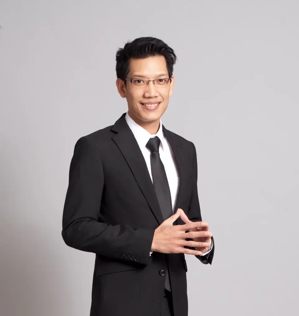 ดร.เบญจรงค์ สุวรรณคีรี  กรรมการผู้ช่วยรัฐมนตรีประจำกระทรวงการคลัง