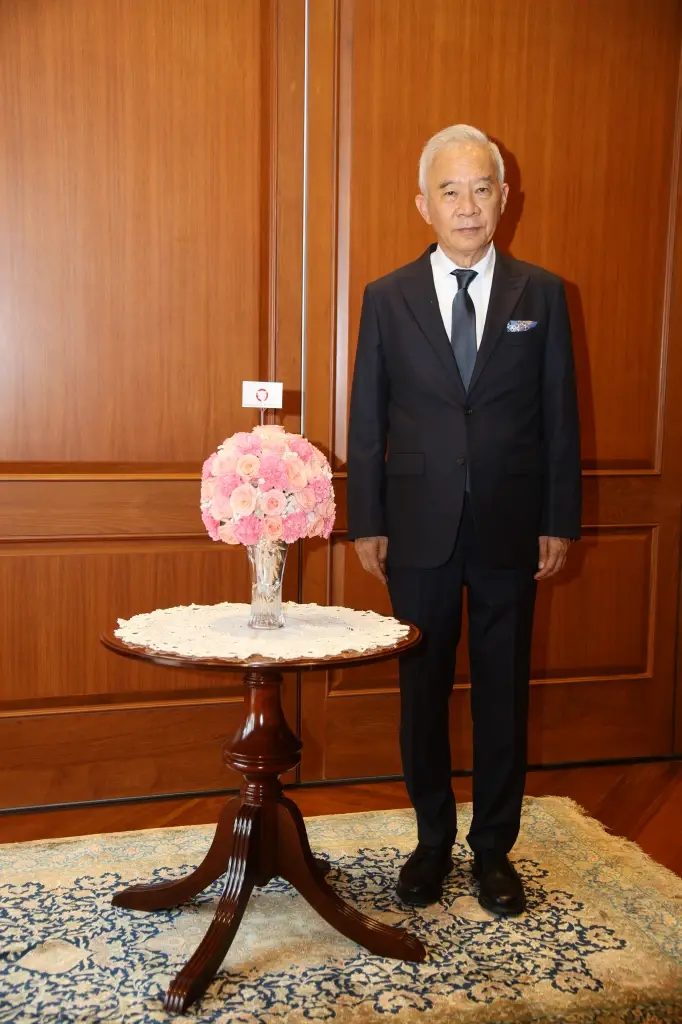 ทูลกระหม่อมหญิงอุบลรัตน์ฯ พระราชทานแจกันดอกไม้ แก่“สุวัจน์”เนื่องในวันคล้ายวันเกิด