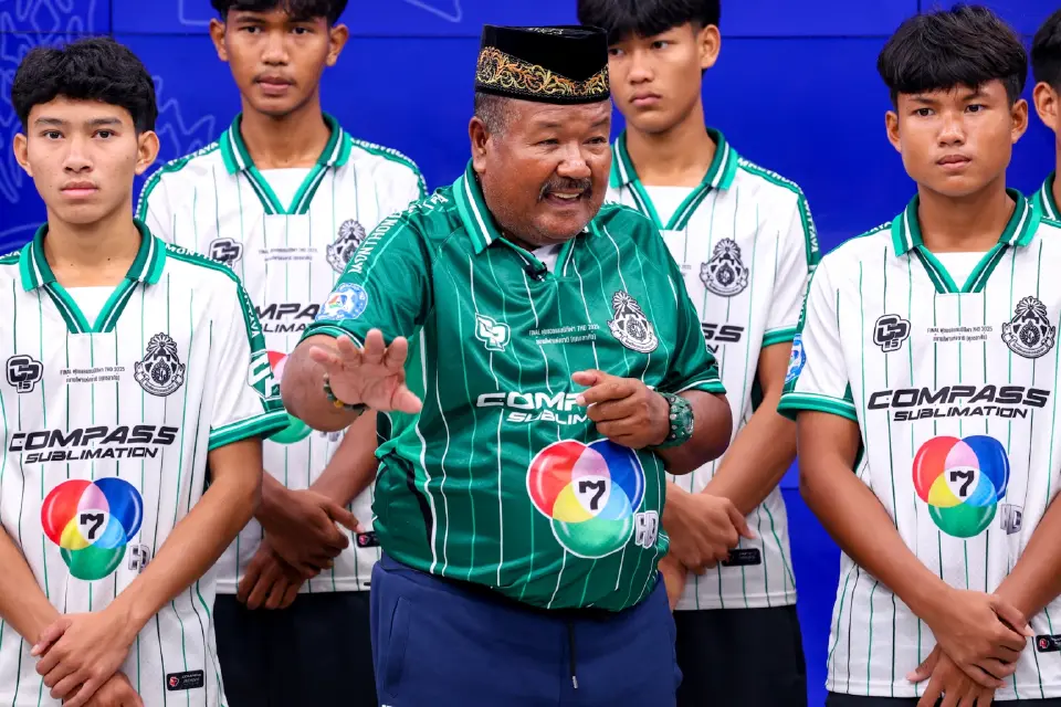 ปิดตำนานรถขนฝัน! 'อ.สกล เกลี้ยงประเสริฐ' เตรียมลาหมอนทองวิทยา