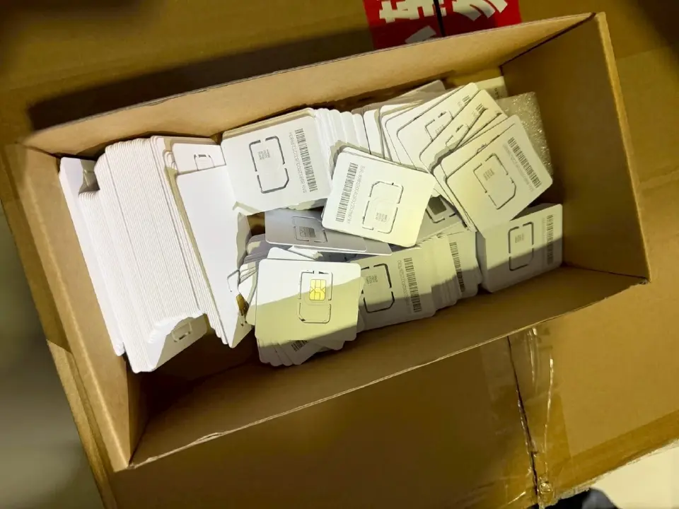 กสทช. ทลายคลังกล้องวงจรปิดเถื่อนกลางกรุง! ยึดของกลางหมื่นชุด มูลค่า 10.5 ล้าน