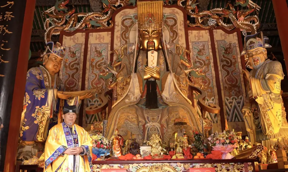 ไอคอนสยาม ฉลองตรุษจีนปีมะเมีย ดึงวังจั๋วเฉิง-BUS เปิดมหาปรากฏการณ์มงคลโลก