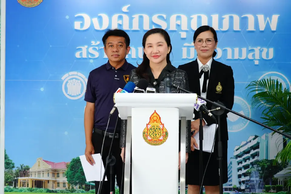 นางภัทรวรรณ ภัทรบวรวุฒิ  รองเลขาธิการคณะกรรมการการศึกษาขั้นพื้นฐาน (รองเลขาธิการ กพฐ.