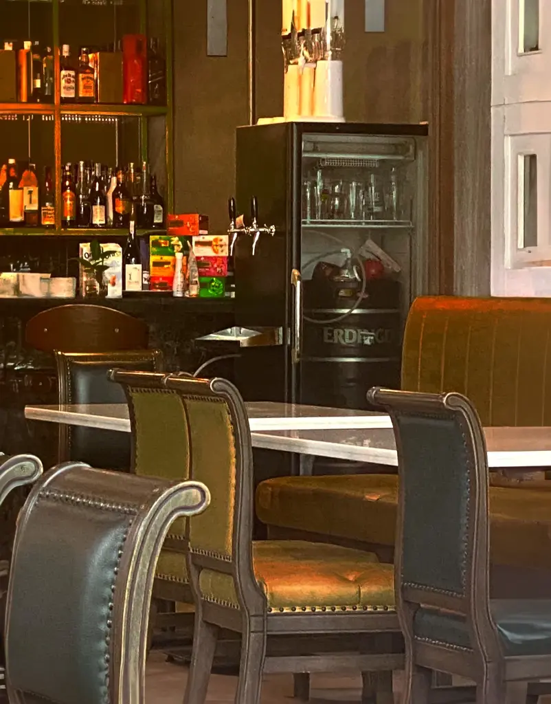 กล่องแสนศุข